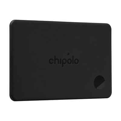 Chipolo CARD er et genopladeligt trackerkort i charcoal med afrundede hjørner, logo og rund knap.
