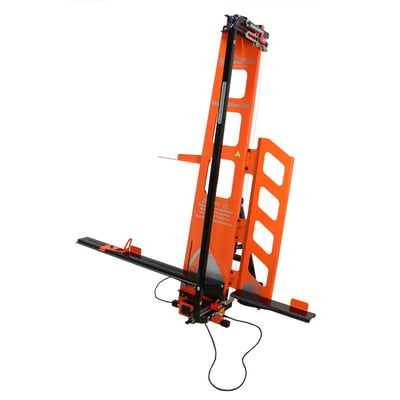 MaiCut MAX 330 flamingoskærer i orange og sort metal med sidebord, støttearm og justerbart længdeanslag.