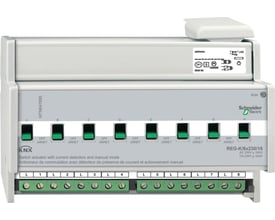 Schneider Electric REG-K/8x230/16 relæudgang med 8 kanaler, strømdetektering og manuel betjening.