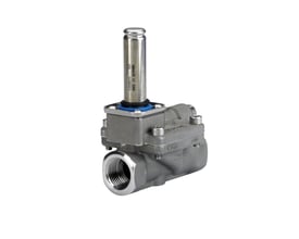 Bagfra af Danfoss Ev220b magnetventil i rustfast stål med G 1/2" gevind og "Made in Germany" mærkat på spolen.