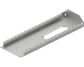 Cubic skabsskinne BSD3FL-H på 1 meter i dybden, fremstillet af metal med perforerede sider til montering.