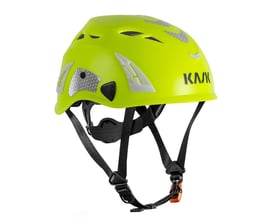 Venstre side af Kask Plasma AQ sikkerhedshjelm i fluorescerende gul med detaljerede reflekser og ventilationsåbninger.