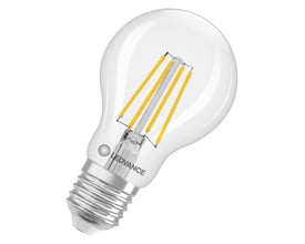 LEDVANCE dæmpbar LED-filamentpære med klar standardform, synlige gule filamenter og stor E27-sokkel.