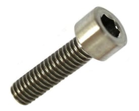 Detaljeret billede af en M8x100 mm cylinderhoved insex skrue i syrefast A4 rustfrit stål, vist med en skinnende overflade.