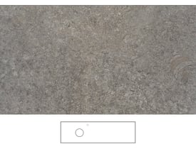 Svedbergs Mineral bordplade i kalksten, 161 x 46 cm, med gråmeleret overflade og skitse af udskæring og armaturhul.