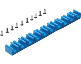 Festo KK-9 slangeklemliste i blå med ni rillede monteringsstifter i metal ved siden af.