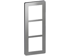 LK FUGA Pure designramme i stålmetal til 3 moduler, med en ren og minimalistisk overflade uden monteringsramme.