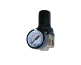 Rectus trykluft regulator med manometer, ¼" gevind og 0-10 bar skala, fremstillet af metal og sort plast.