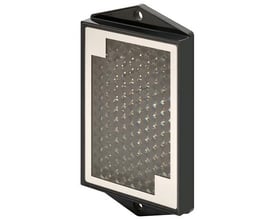 Omron E39-RP1 polariserende reflektor 44x64mm med sort plasthus og reflekterende mønster på isoleret hvid baggrund.