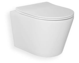 Moderne mat hvid hængeskål med Rimfree design og soft close toiletsæde, vist på hvid baggrund.