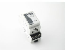 Helvar Digidim402 strømforsyning med tydelige terminaler til DA+ og DA- på hvid baggrund.