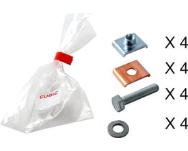 Cubic skruesæt til S2000/D Cu 10x20, 0021-0020, med fire bolte, fire skiver, fire kobberplader og fire låseclips.