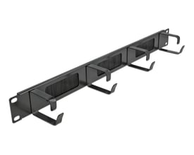 Sort DeLock-børsteliste til kabelhåndtering i 19-tommers rack, med børsteåbninger og fire kroge.