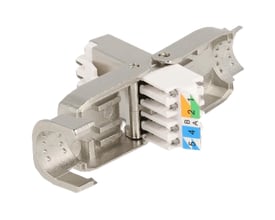 Delock RJ45 stik, Cat.6A, STP, grå, vist fra siden med den værktøjsfri terminering synlig og farvekodede terminaler.