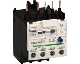 Schneider Electric termorelæ i hvid og mørkegrå plast med mærkat LR2K0308, justeringshjul og reset-knap.