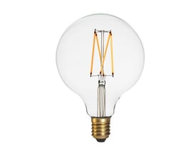 DANLAMP Mega Edison LED-pære med stor, klar glaskuppel, synlige filamenter og E27-fatning.