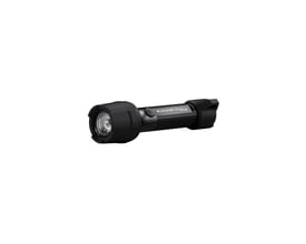 Sort kompakt Ledlenser P5R Work-lygte med fokuserbar reflektor og greb med rillet overflade.