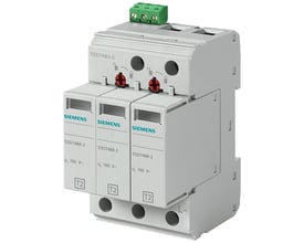 Siemens 3-polet overspændingsafleder type 2, model 5SD7, med stikbare moduler og grøn terminalblok.