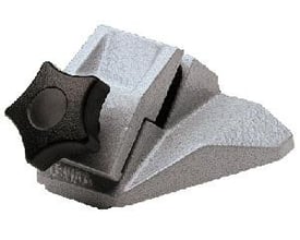 Holder 156-105M til mikrometer på op til 50mm, med fast 45° vinkel og sort stjerneskruenøgle.