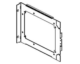 Kumatisk tegning af Cubic tilgangslaske 1900A, der viser sidepladen og flangen med monteringshuller.