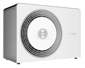 Bosch Compress 5800i AW 10 OR-S luft/vand varmepumpe på 9 kW med hvidt kabinet og stor rund ventilator.