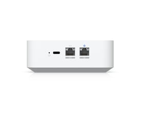 Ubiquiti UniFi Express 7 Wi-Fi-router i hvid, set bagfra med USB-C-port og to Ethernetporte i 2-pack-varianten.