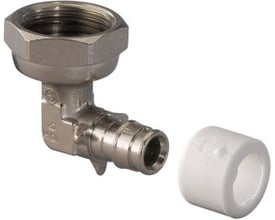 Uponor Q&E DR overgangsvinkel på 90° med omløber og Q&E-kobling, vist skråt med den hvide Q&E-ring ved siden af.