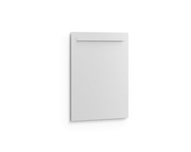 Svedbergs Rae badeværelsesspejl med LED-belysning, 60 x 80 cm, set let skråt med en vandret lysliste øverst.