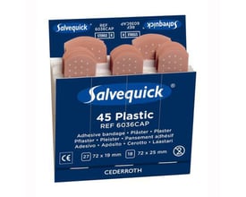 Salvequick plasterrefill med plastplastre i blå dispenseræske, sælges i pakke med 6 x 45 stk.