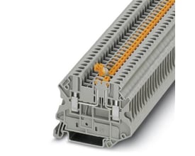 Detaljebillede af Phoenix Contact UT 2,5-MT knivskilleklemme, der viser skruetilslutning og monteringsskinne for tekniske anvendelser.