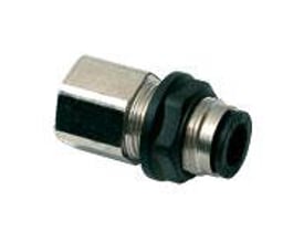 Parker skot forskruning 3136 i forniklet messing med G3/8 gevind og 10 mm dimension, vist isoleret mod hvid baggrund.
