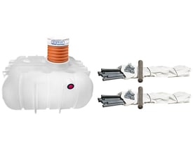 Wavin 4200-liters 3-kammertank til nedsivning i 10PE med pumpe og sivstrenge, vist med orange opføringsrør og tilbehør.
