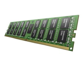 Samsung DDR4 ECC-hukommelsesmodul på 32 GB og 2666 MHz med grøn printplade og sorte chips, vist skråt fra oven.