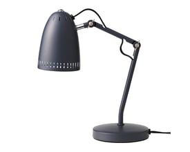 Mat sort Superliving Dynamo 345 bordlampe isoleret på hvid baggrund, fremviser dens fulde design med justerbar skærm og arm.