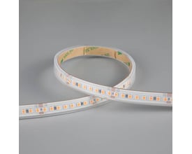 Ansell Lighting P-Cell LED bånd 50m med 2700K varmhvidt lys og 12mm bredde på grå baggrund.