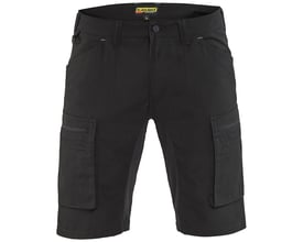 Blåkläder service shorts i sort, str. 50, med stretchpaneler og flere praktiske lommer foran.