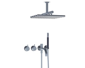 Sølvfarvet Vola to-grebsblander med brus og tre kontrolknapper monteret på væggen samt et firkantet brusehoved i loftet.