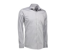 Detaljebillede af Seven Seas skjorte i sølvgrå twill, slim fit, str. XL, der viser kravedetaljer og knapper.