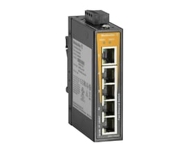 Detaljeret billede af Weidmüller Fast Ethernet Switch, viser de 5 RJ45 porte, mærkat med information og monteringsbeslag.