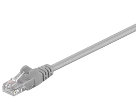 Gråt MicroConnect U/UTP CAT5e-netværkskabel på 20 meter med gennemsigtigt RJ45-stik, vist skråt.