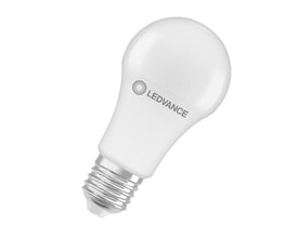 Osram Ledvance LED standard lyskilde med E27 sokkel, mat overflade og 1521 lumen. Den hvide pære har et tydeligt LEDVANCE logo.