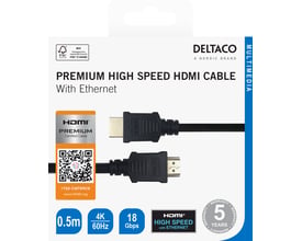 Emballagens forside viser Deltaco Premium HDMI-kablet i sort med HDMI-stik og mærkning for 0,5 meter og 4K.