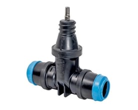 Hawle stikledningsventil type 2630 i sort POM-materiale, 40mm diameter og PN16 trykklasse med blå indstiksmuffer.