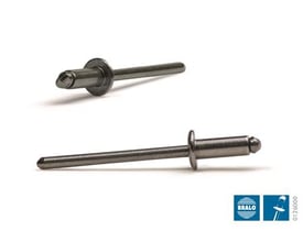 Bralo blindnitte, 3,2 x 6 mm, fremstillet i A2/A2 rustfrit stål, vist på hvid baggrund.