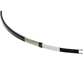 Raychem 8BTV2-CR selvregulerende varmekabel med en sort, UV-resistent polyolefin kappe og flettet metal skærm.