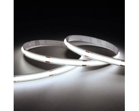 Ansell Lighting C-Cell COB LED-bånd på 5 meter med 24 V, vist lyst og oplyst i løkker.