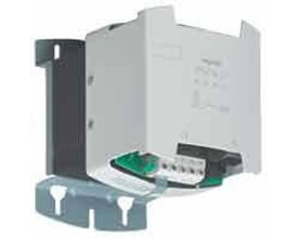 Legrand strømforsyning med filter, 230-400V input og 24V= 240W output, vist med monteringsbeslag.