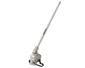 Detaljeret billede af Makita WA400MP ukrudtsjernet med 220 mm bredt blad, fokuserer på den effektive ukrudtsfjernelsesmekanisme.