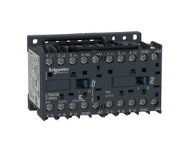 Detaljeret frontvisning af Schneider Electric TeSys K kontaktor 9A, LP5K0901BW3, med tydelig mærkning og tilslutninger.