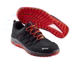Elten Maddox Black-Red Low S3 SRC sikkerhedssko i str. 43, med sort tekstil og røde snørebånd samt en rød ydersål.